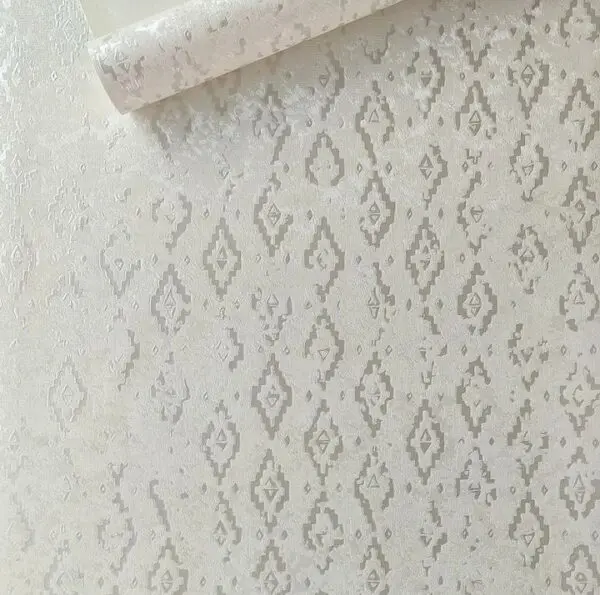 PAPEL DE PAREDE IMPORTADO ÉTNICO GEOMÉTRICO OFFWHITE PRATA VINÍLICO LUXO